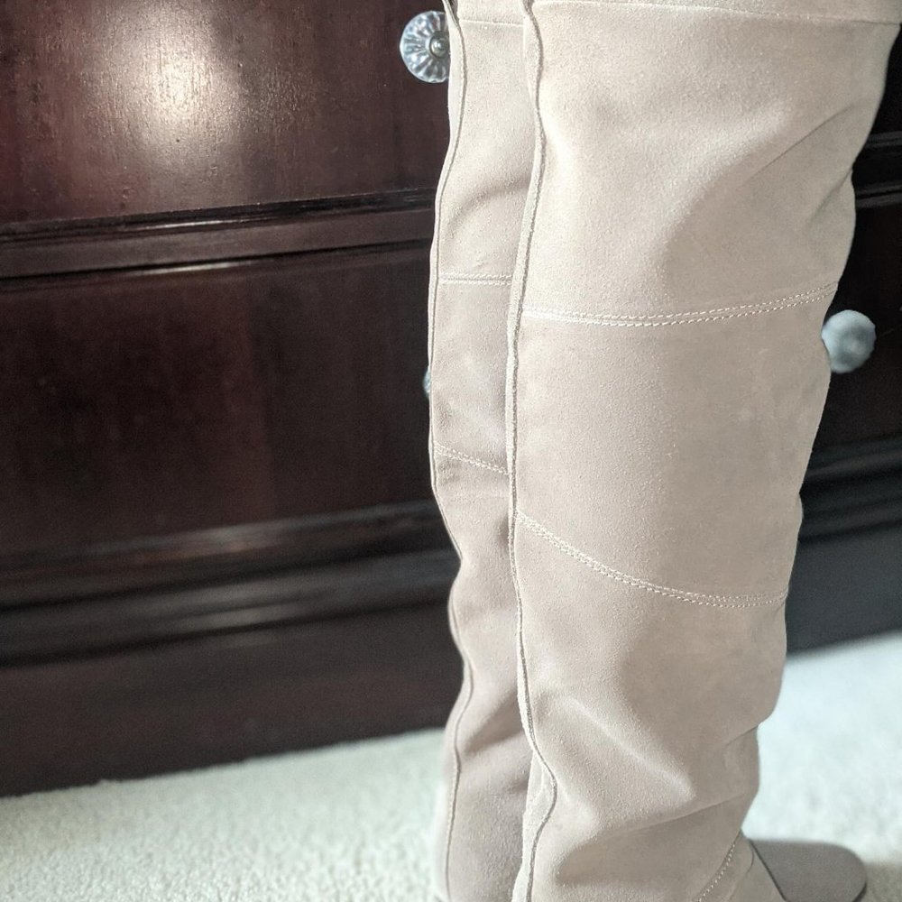 Sole/Society Boots, used but like new. Size (8 1/2M /39) (Adult size).